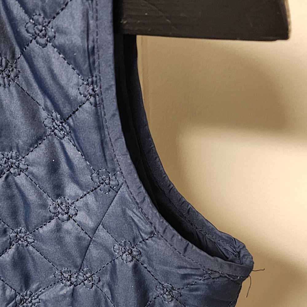 Oxford America Women's Small Blue Mountain College Button Up Quilted Puffer Vest - Picture 4 of 9